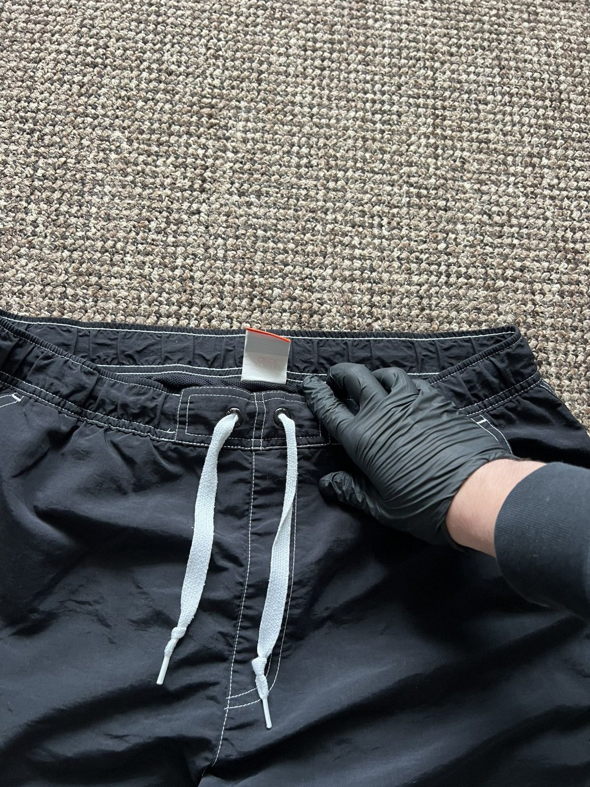 Nike Vintage Nike Cargo Shorts Y2K L Black Size US 34 / EU 50 - 4 Thumbnail