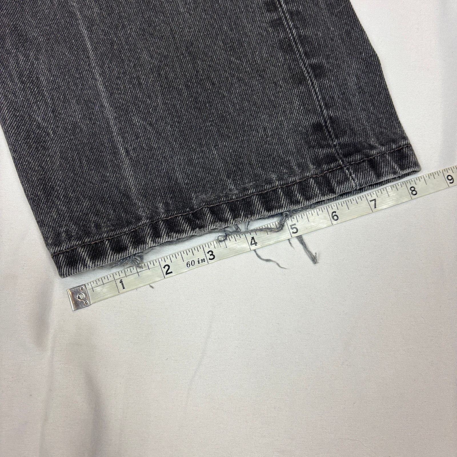 Levi's Vintage Levi's 501 Made in USA Straight Leg Jeans 35x29.5 Size US 35 - 7 Thumbnail