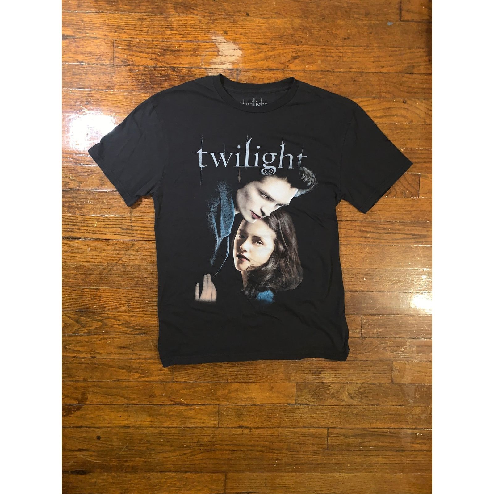 Other Twilight Movie T Shirt Small Black Edward Bella Graphic Tee Size S / US 4 / IT 40 - 2 Thumbnail