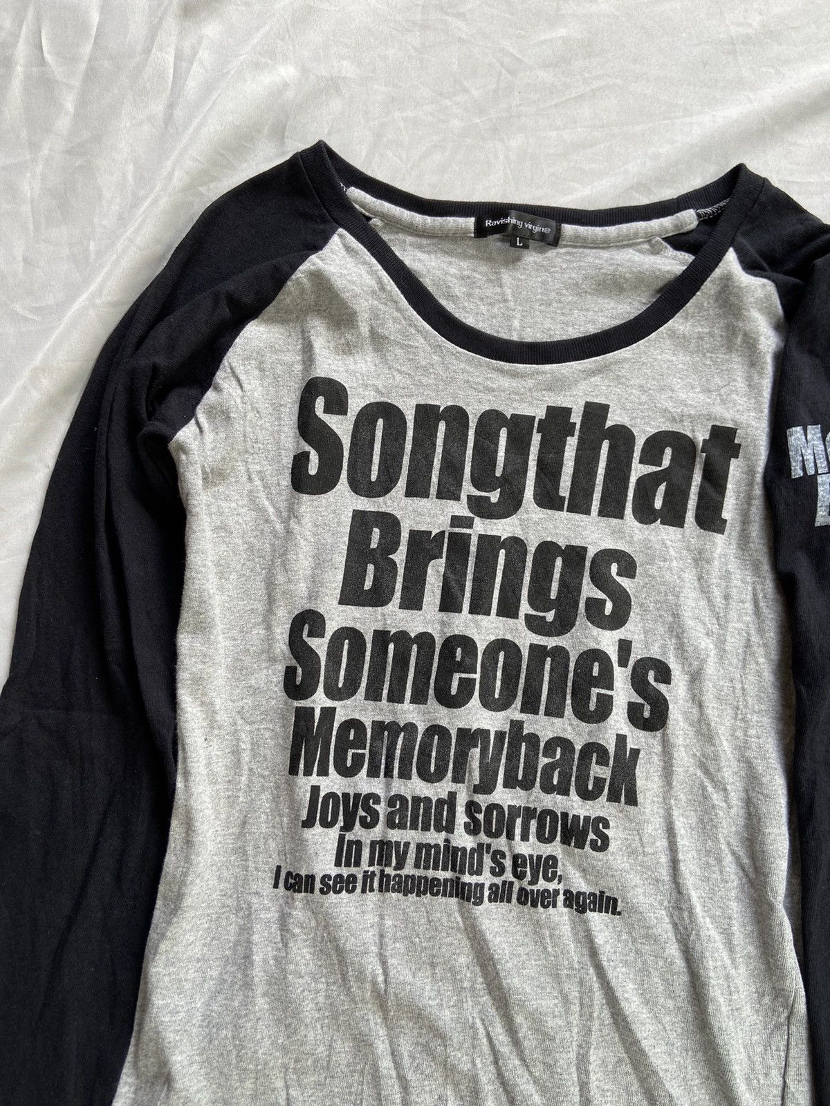 PPFM RAVISHING VIRGIN SONG THAT BRINGS SOMEONES LONG SLEEVE Size US S / EU 44-46 / 1 - 3 Thumbnail