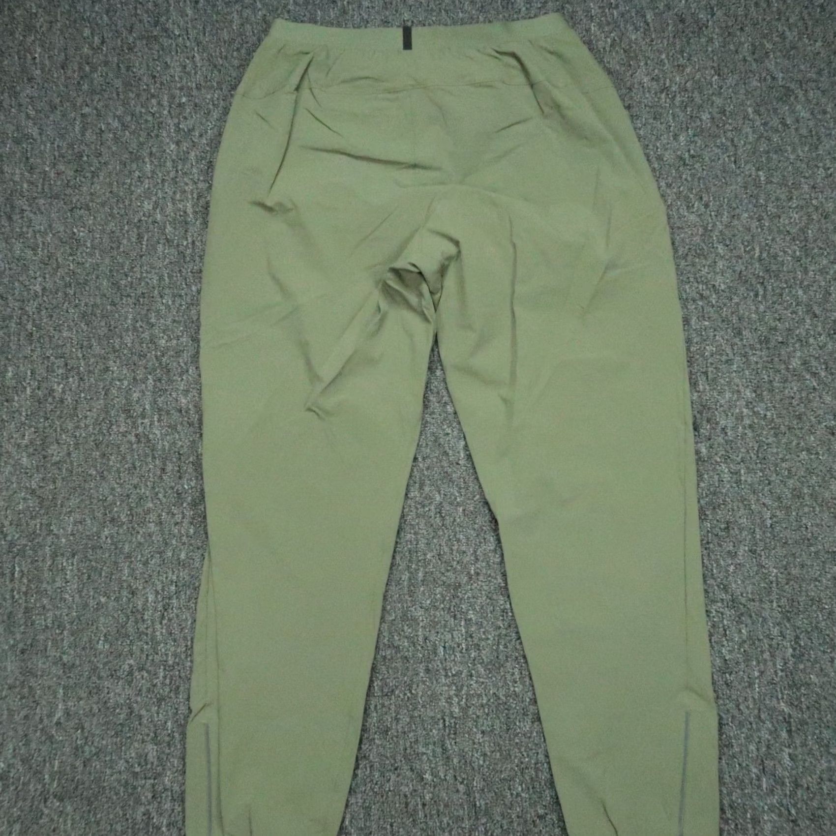 Lululemon Lululemon Pants Men M Green Run State Joggers Training Zip Pockets Size US 31 - 4 Thumbnail
