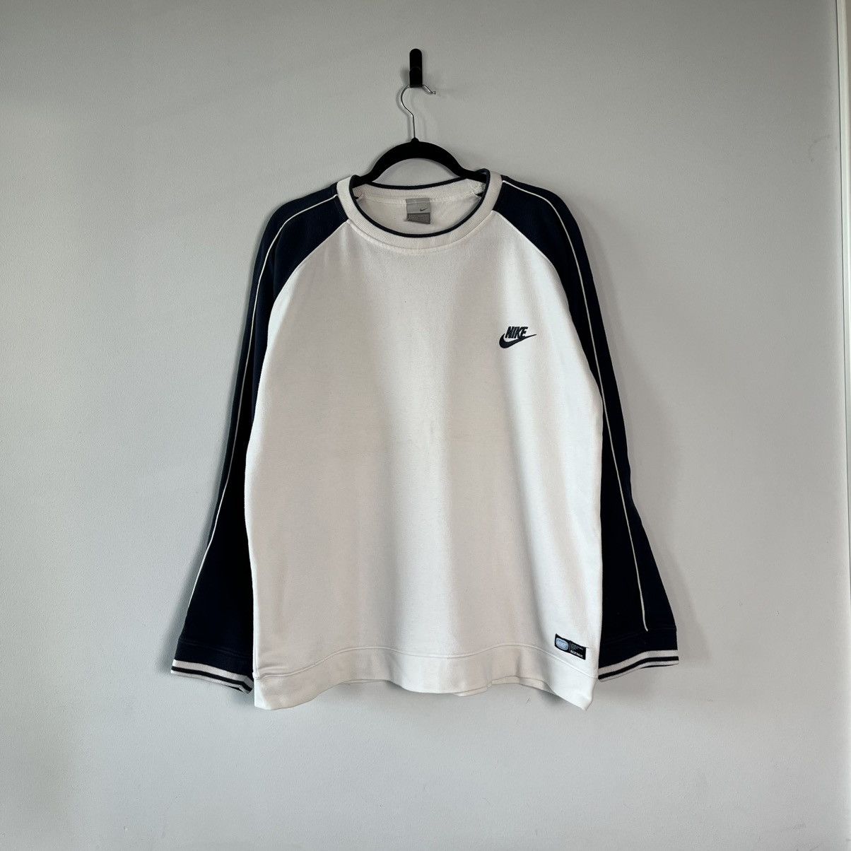 Nike Nike ACG Vintage Long Sleeve Crewneck Sweatshirt Y2K Size US L / EU 52-54 / 3 - 2 Thumbnail