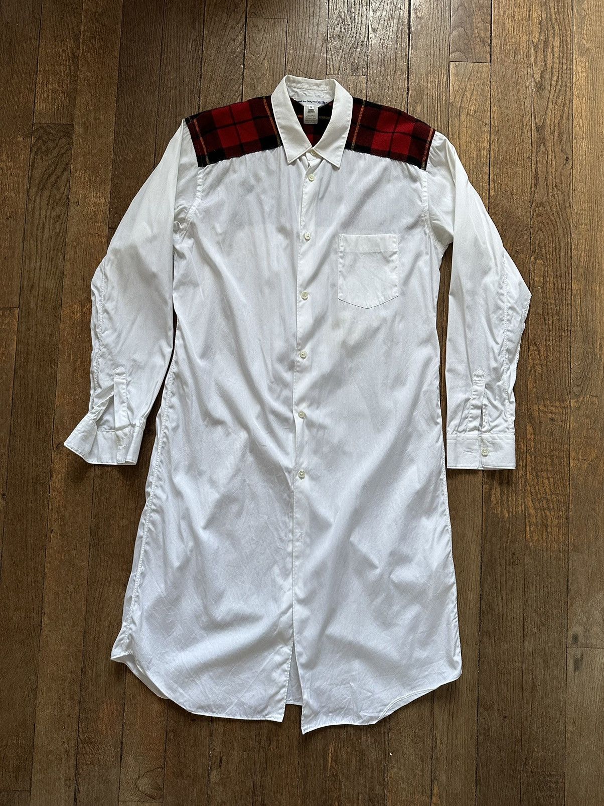 image of Comme Des Garcons Shirt Cdg Long Shirt in White, Men's (Size Medium)