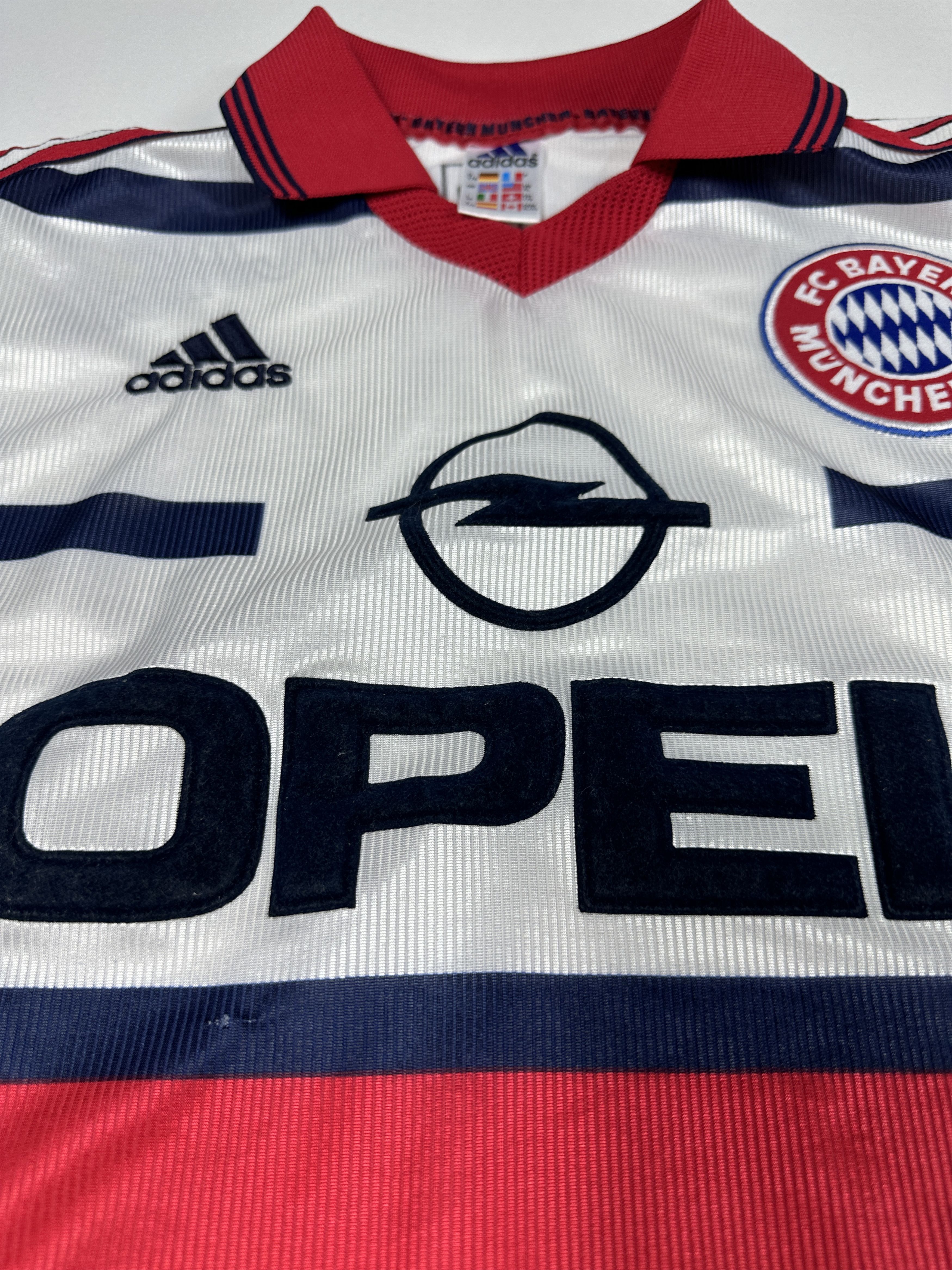 Adidas Bayern München 98-99 T-Shirt size youth XL fits mens Small Size US S / EU 44-46 / 1 - 3 Thumbnail