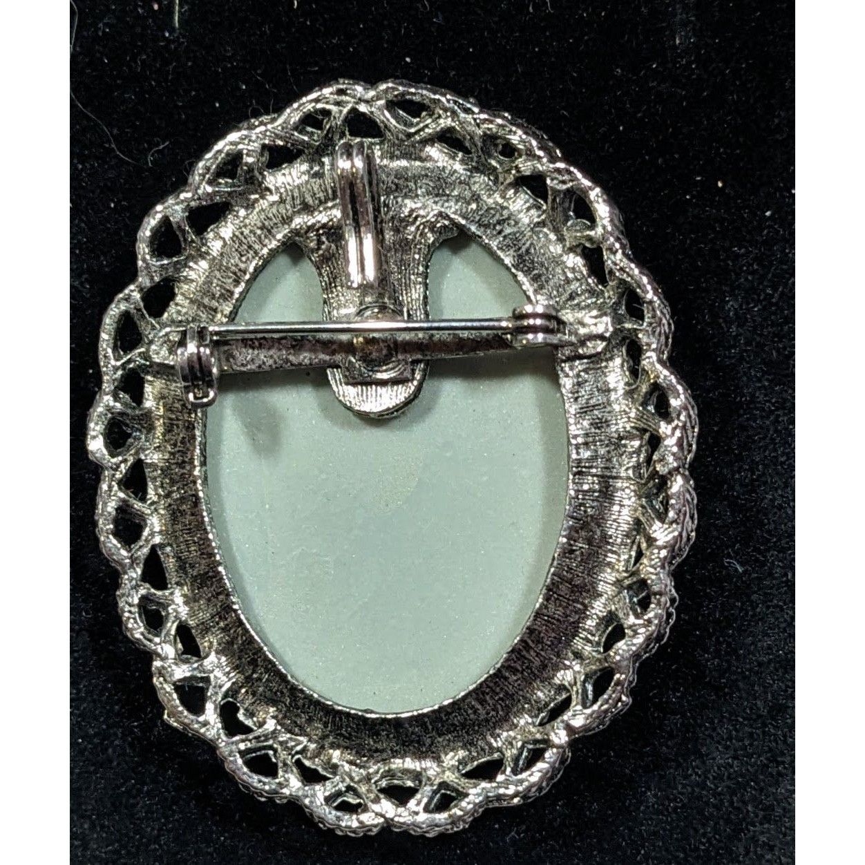 Other Vintage Victorian Style Blue And Silver Tone Cameo Brooch/Pe Size ONE SIZE - 2 Thumbnail