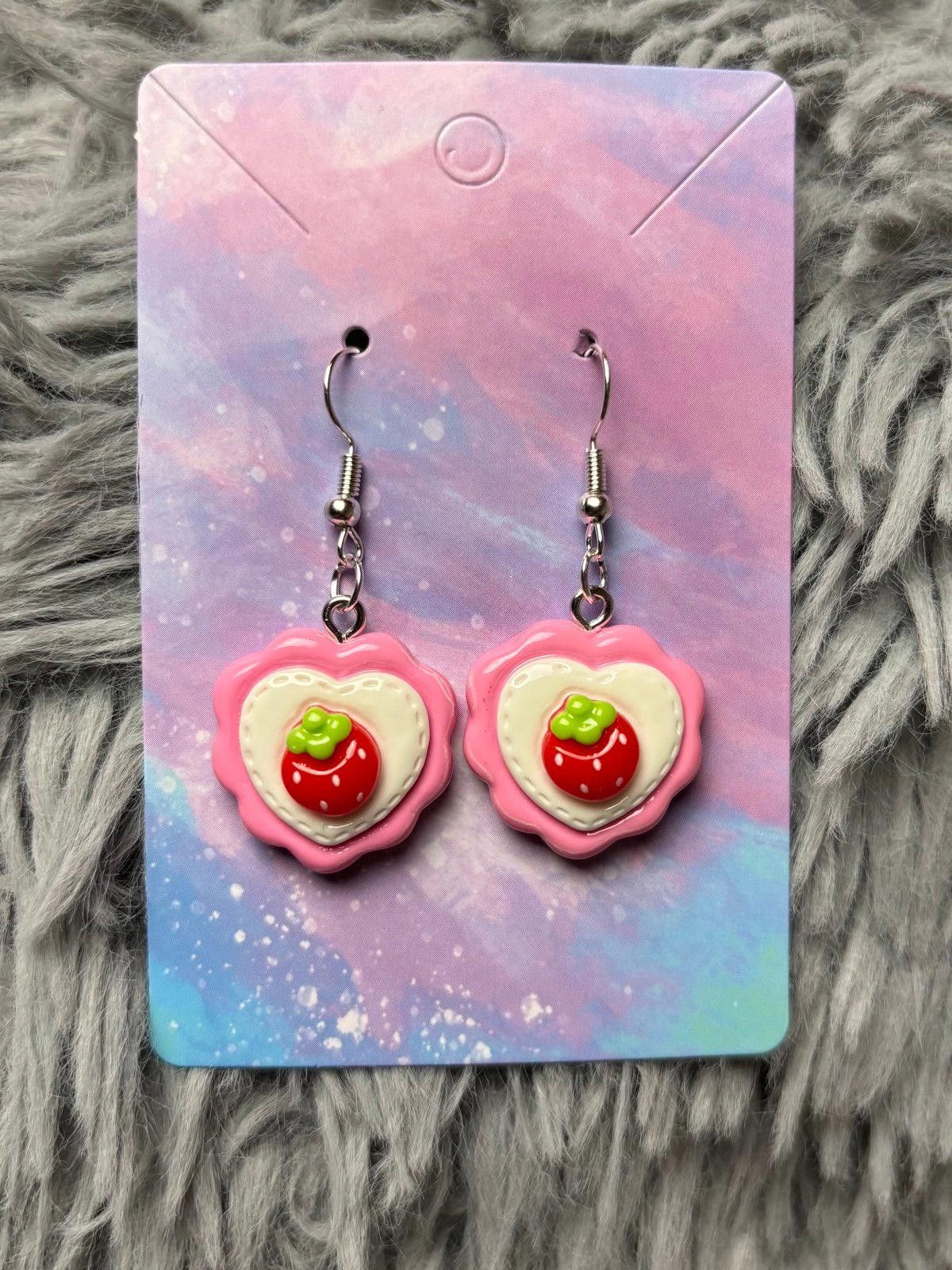 Handmade Handmade earrings strawberries pink white hearts valentines Size ONE SIZE - 1 Preview
