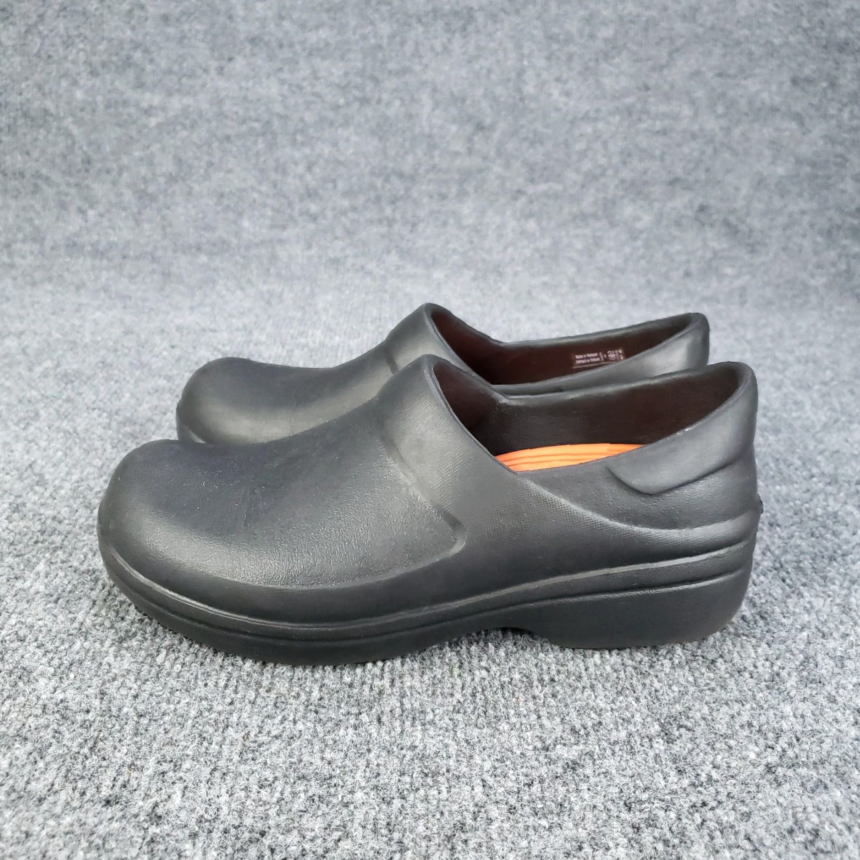 Crocs CROCS Clogs Women 6 Black Slip On Comfort Waterproof Slip Resistant Casual Shoes Women Lighweight Synthetic Flat Toe Round Vintage No 207231 Size ONE SIZE - 4 Thumbnail