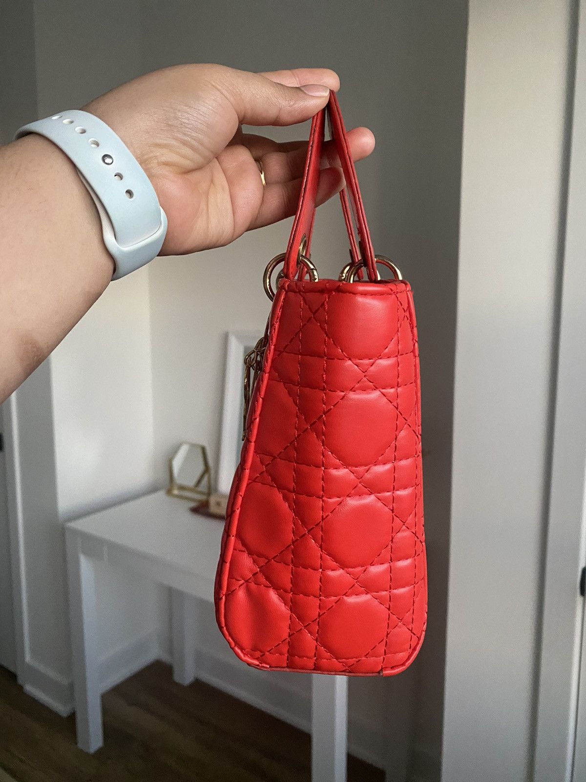 Other Womens Small Red Gold Crossbody Purse Ladies Handbag Size ONE SIZE - 3 Thumbnail