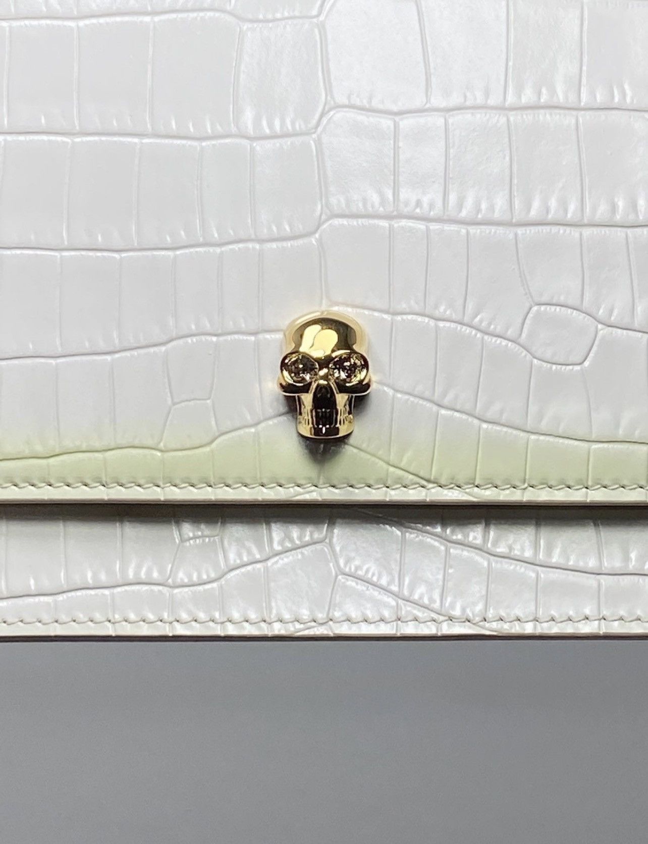 Alexander McQueen Alexander McQueen Small Skull Croc-Embossed Shoulder Bag Size ONE SIZE - 5 Thumbnail