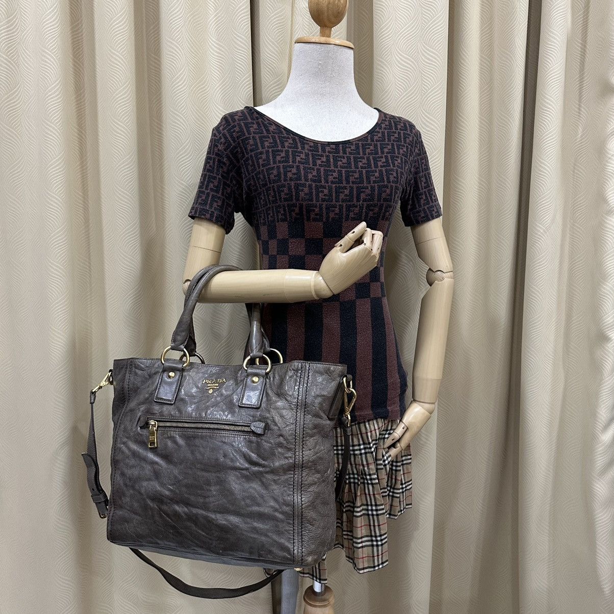 Prada PRADA LUCIDA VITELLO SHINE LETAHER TWO WAY TOTE BAG Size ONE SIZE - 1 Thumbnail
