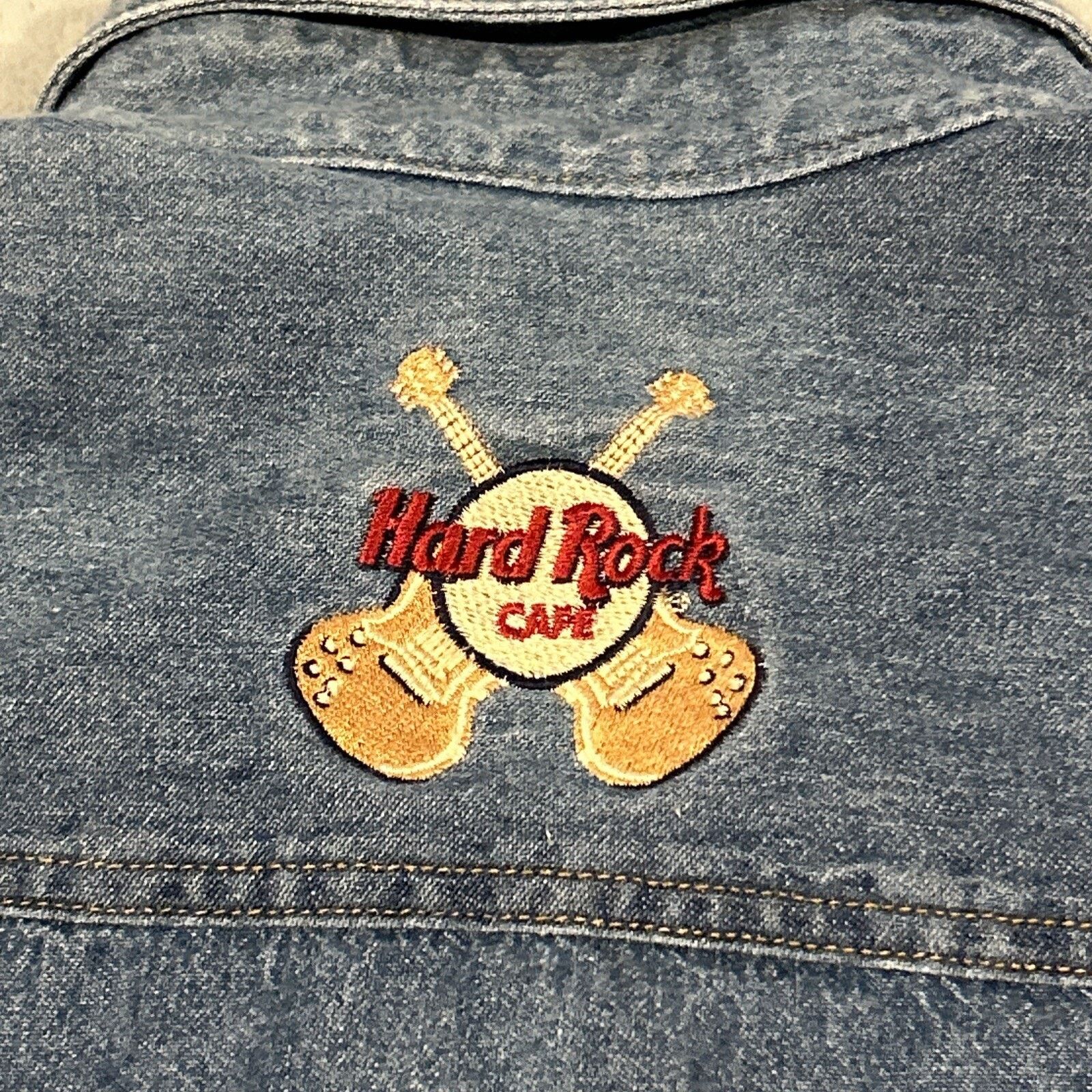 Hard Rock Cafe Hard Rock Cafe Lake Tahoe Button Up Shirt Large Guitar Music Size US L / EU 52-54 / 3 - 7 Thumbnail