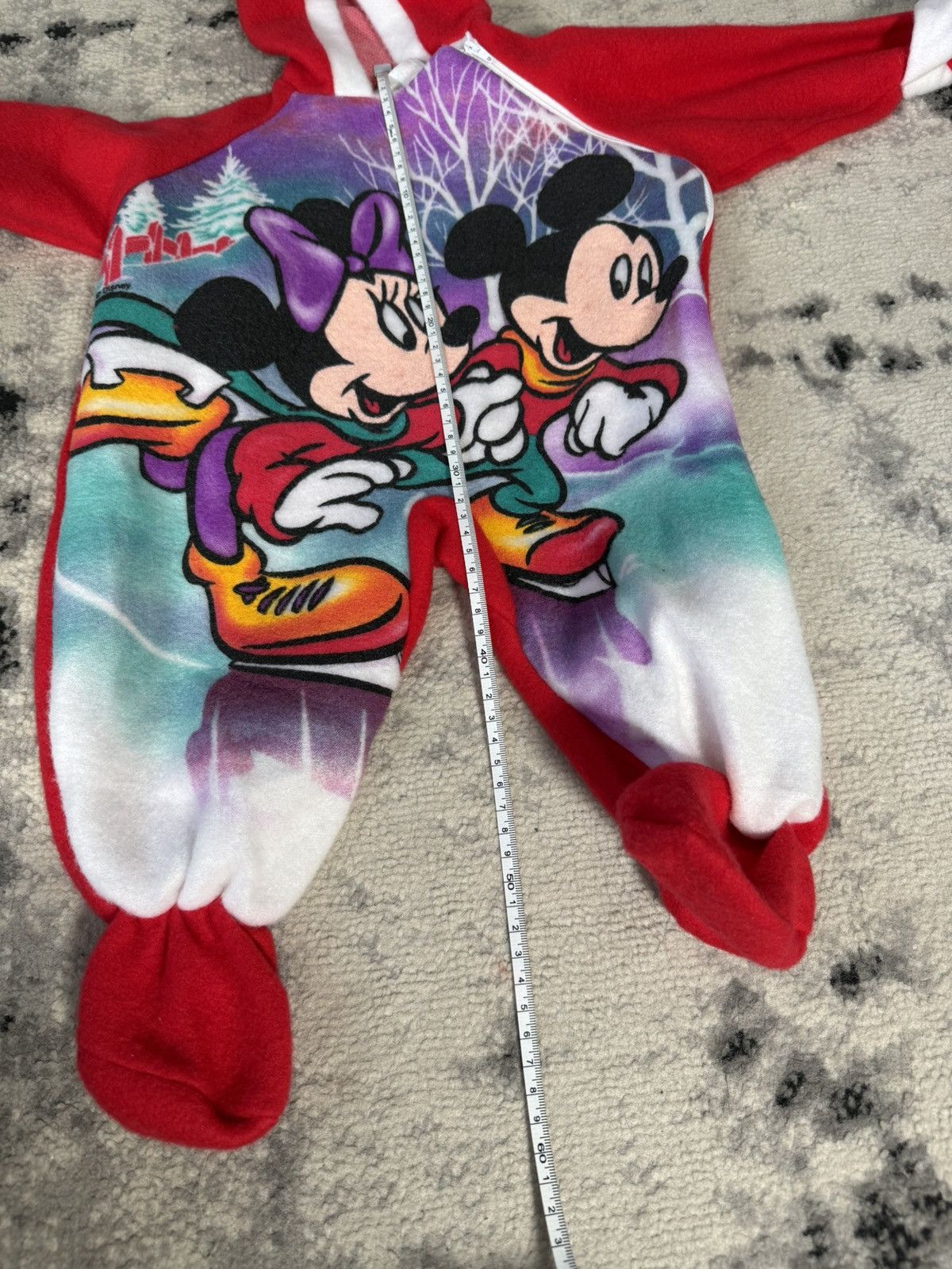 Disney Vintage 90s Disney Ice Skating Full Print Kid's Pyjamas Size US 26 / EU 42 - 6 Thumbnail