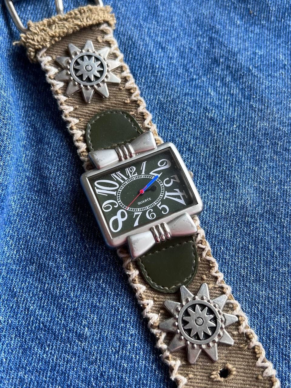 Japanese Brand × Vintage Vintage Japanese style futuristic Watch Aztec Stars ⭐️ Amulet Size ONE SIZE - 11 Thumbnail