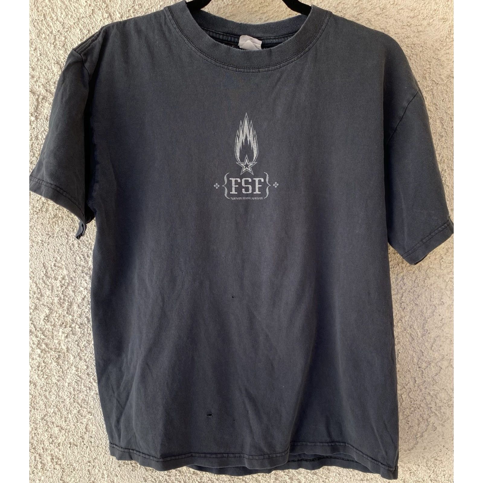 Anvil FSF Band T-Shirt Anvil Cotton Distressed M Black 2000s Further Seems Forever Mens Shirt Size US M / EU 48-50 / 2 - 4 Thumbnail