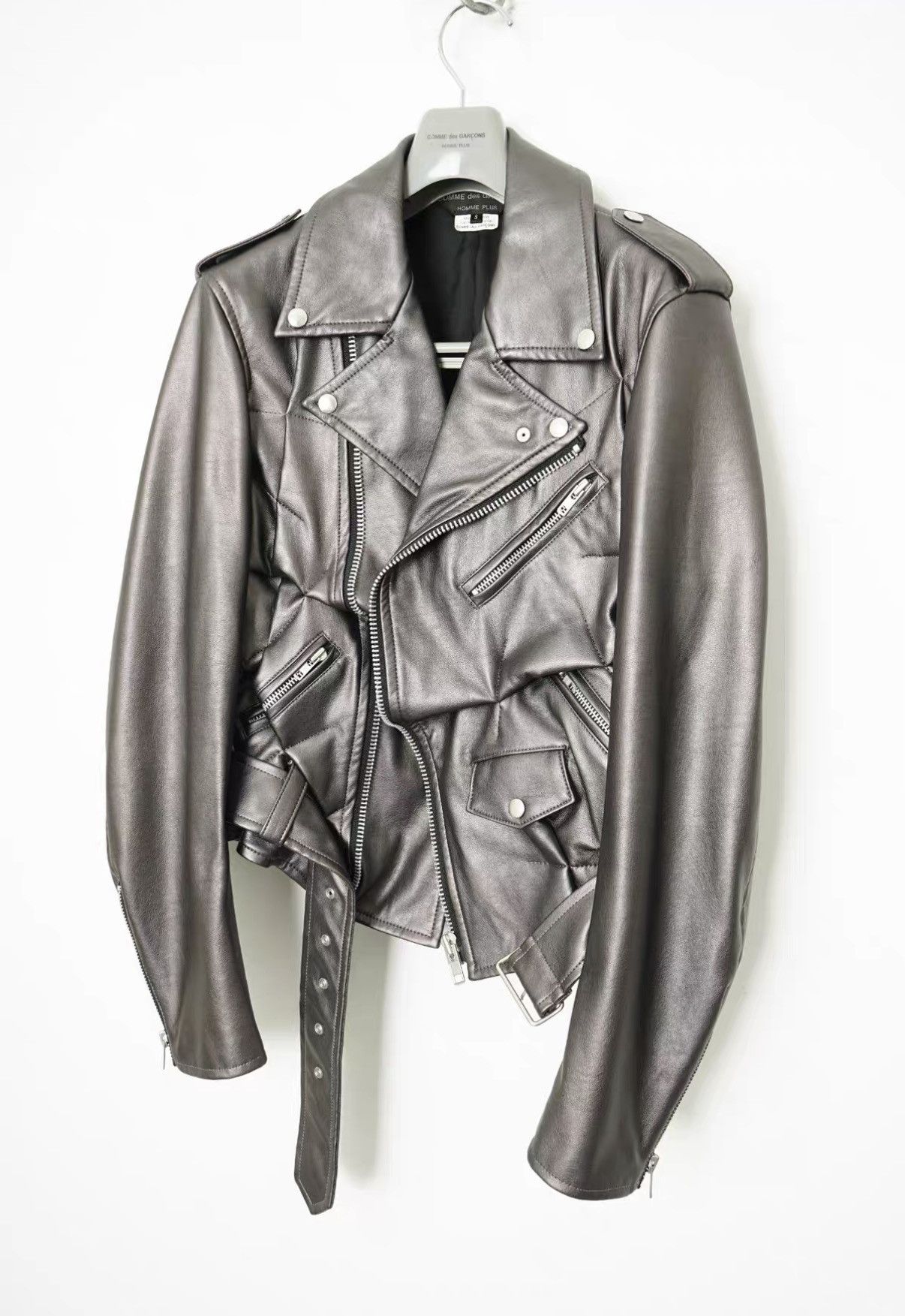 Comme des Garcons Comme des Garçons Pleated Faux Leather Jacket Size US S / EU 44-46 / 1 - 2 Thumbnail