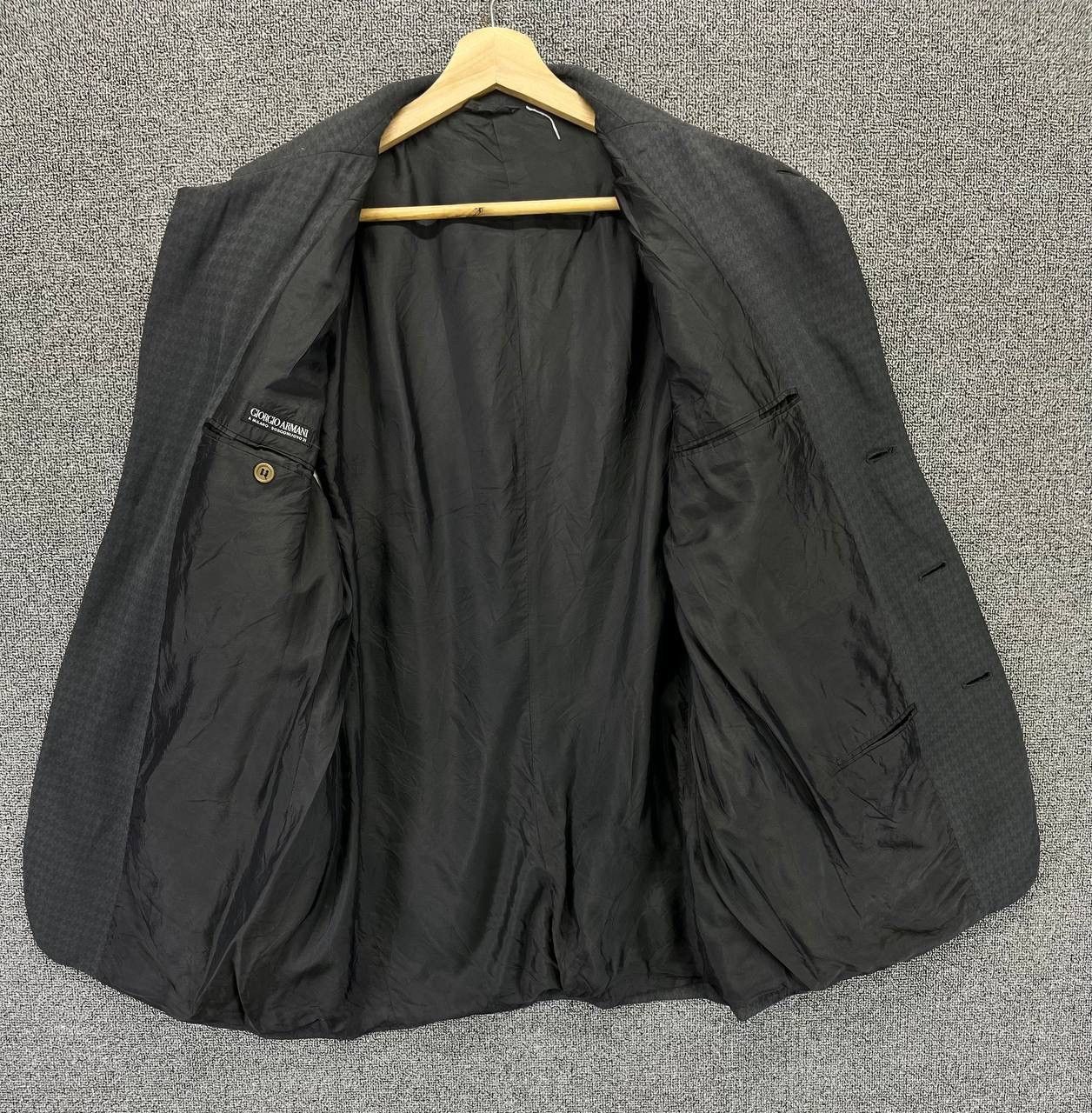 Giorgio Armani Vintage Giorgio Armani Black Blazers Coats Jacket Size US M / EU 48-50 / 2 - 6 Thumbnail