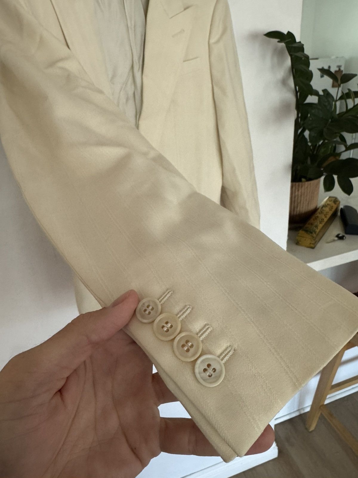 Saint Laurent Paris Ivory Cream Pleated Le Smoking Peaked lapel Size 50R - 3 Thumbnail