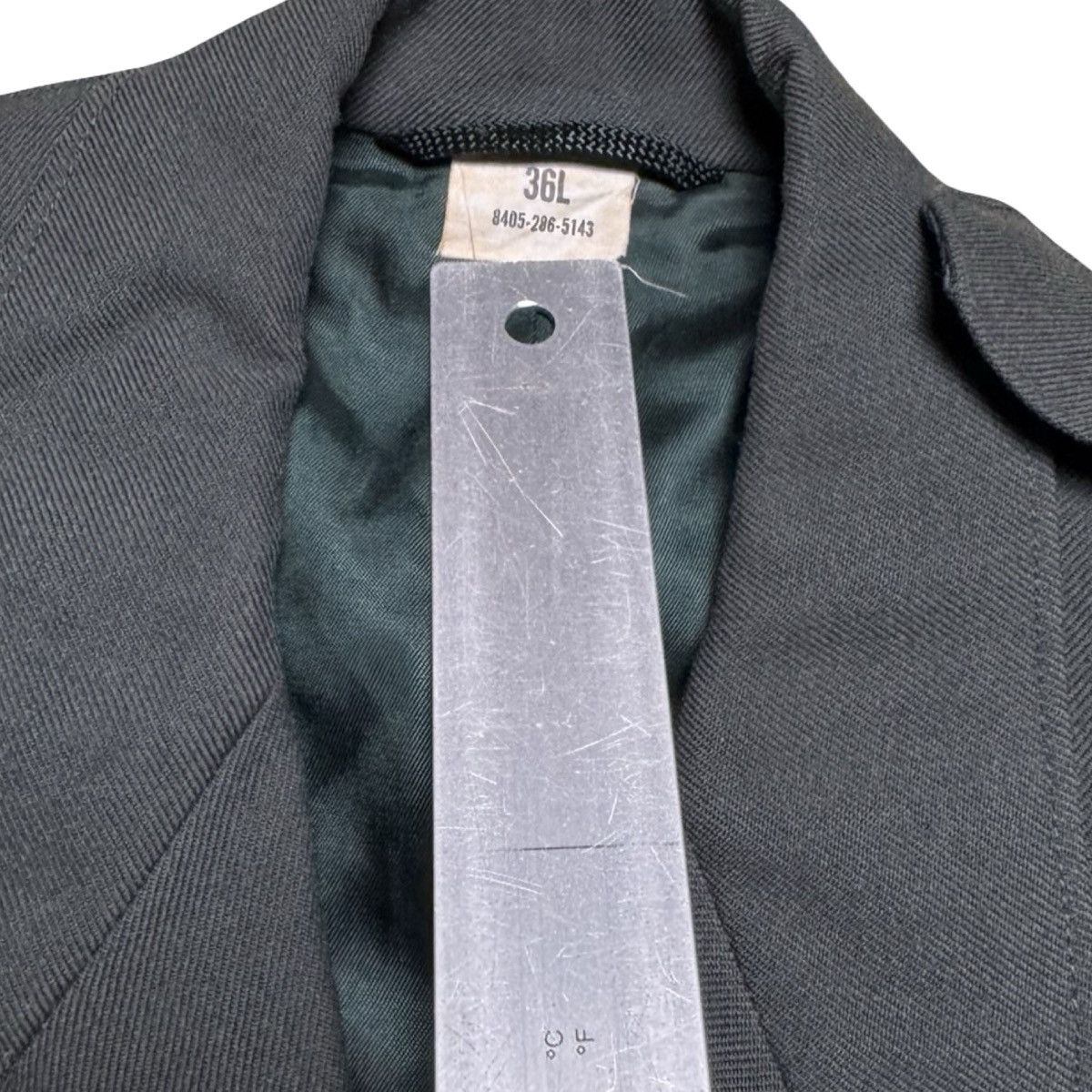 Vintage VTG U.S. Army Dress Jacket 36L Vietnam Era Uniform Coat Size US L / EU 52-54 / 3 - 3 Thumbnail