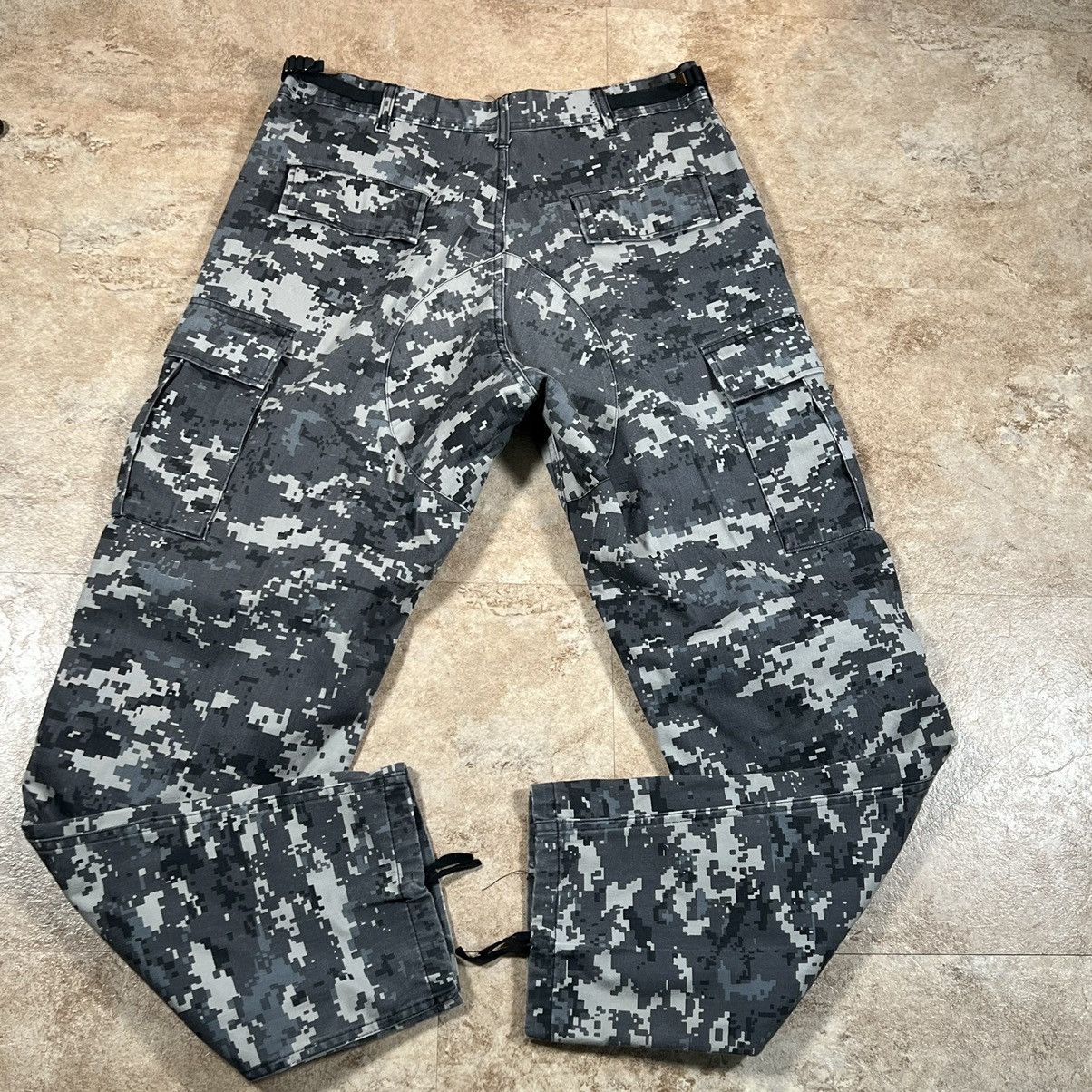 Made In Usa × Streetwear × Vintage Military Issued Grey Digi