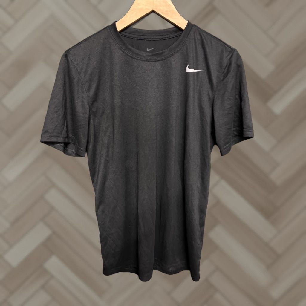 Nike Nike Dri-FIT Shirt Mens Small Black Athletic Tee Swoosh 718833-010 Size US S / EU 44-46 / 1 - 1 Thumbnail