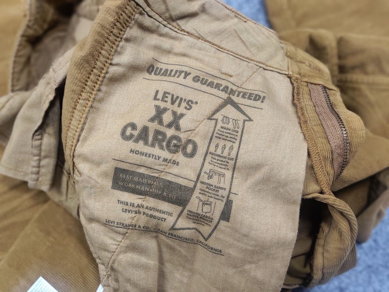 Levi's Levis xx Cargo Corduroy Trouser Brown Pants Vintage Style Size US 32 / EU 48 - 20 Thumbnail