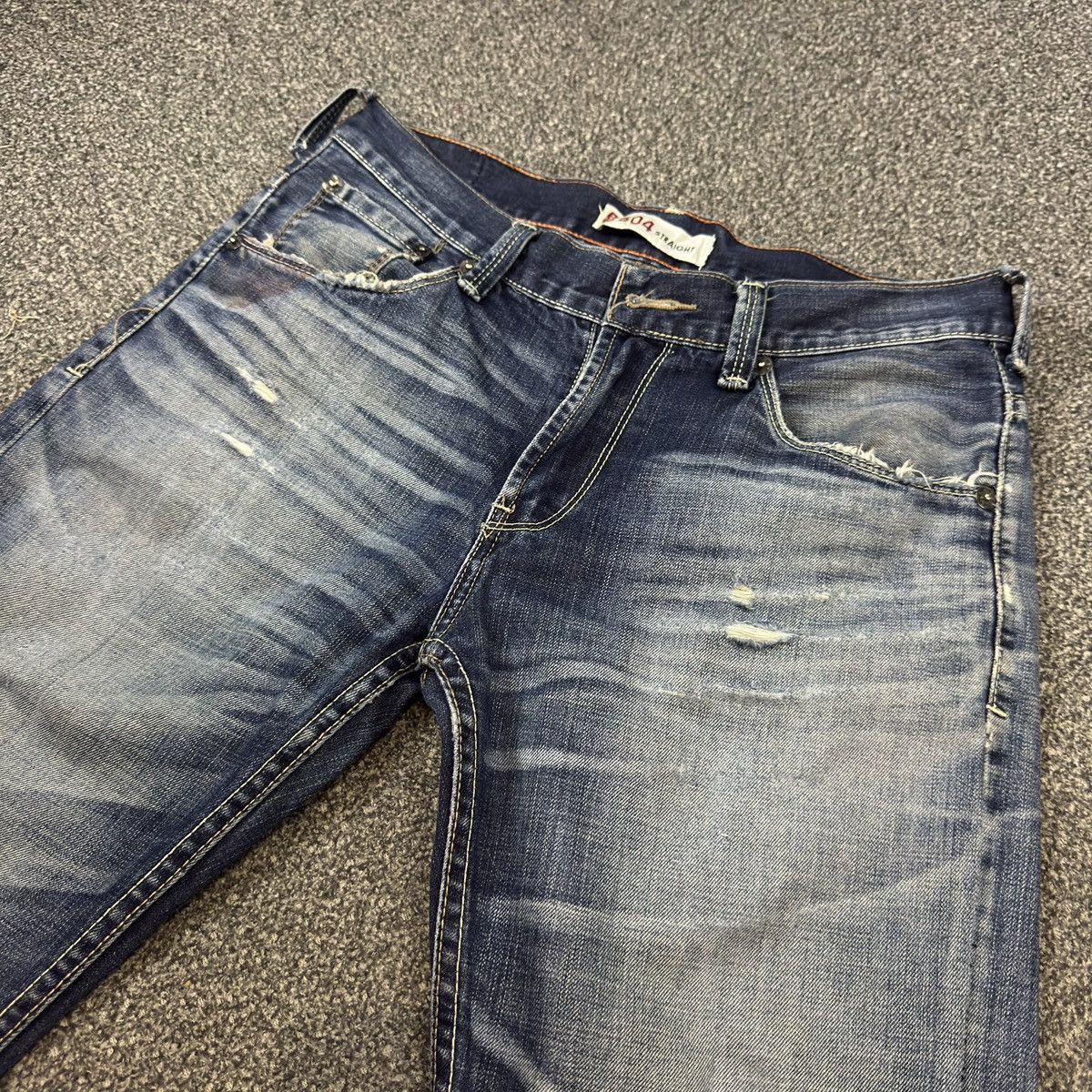 Levi's Made & Crafted Distressed Levis 504 Straight Unisex Y2k Washed Jeans Size US 31 - 3 Thumbnail