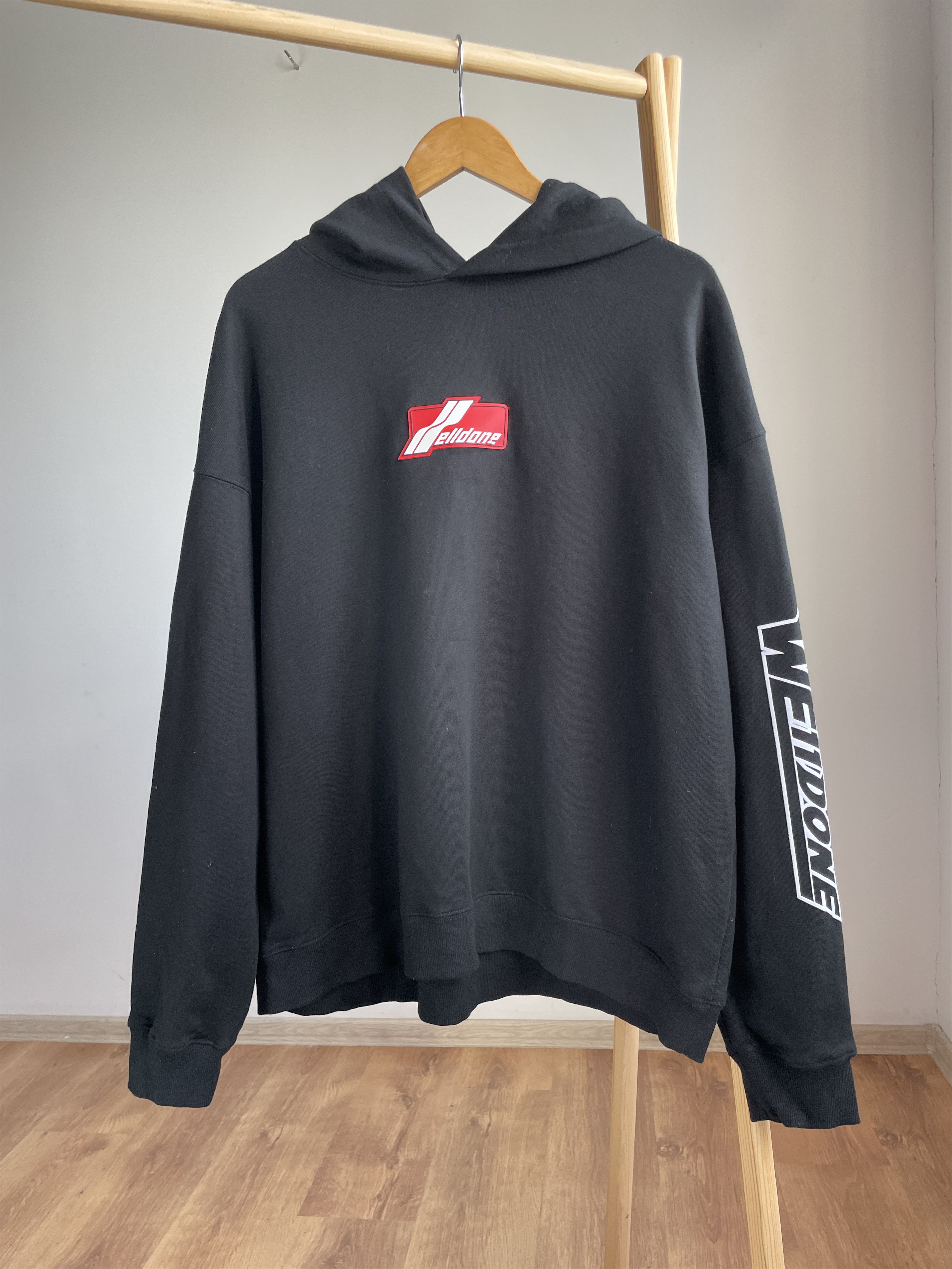 WE11DONE WE11DONE Heart Spray Hoodie Size L Size US L / EU 52-54 / 3 - 1 Thumbnail