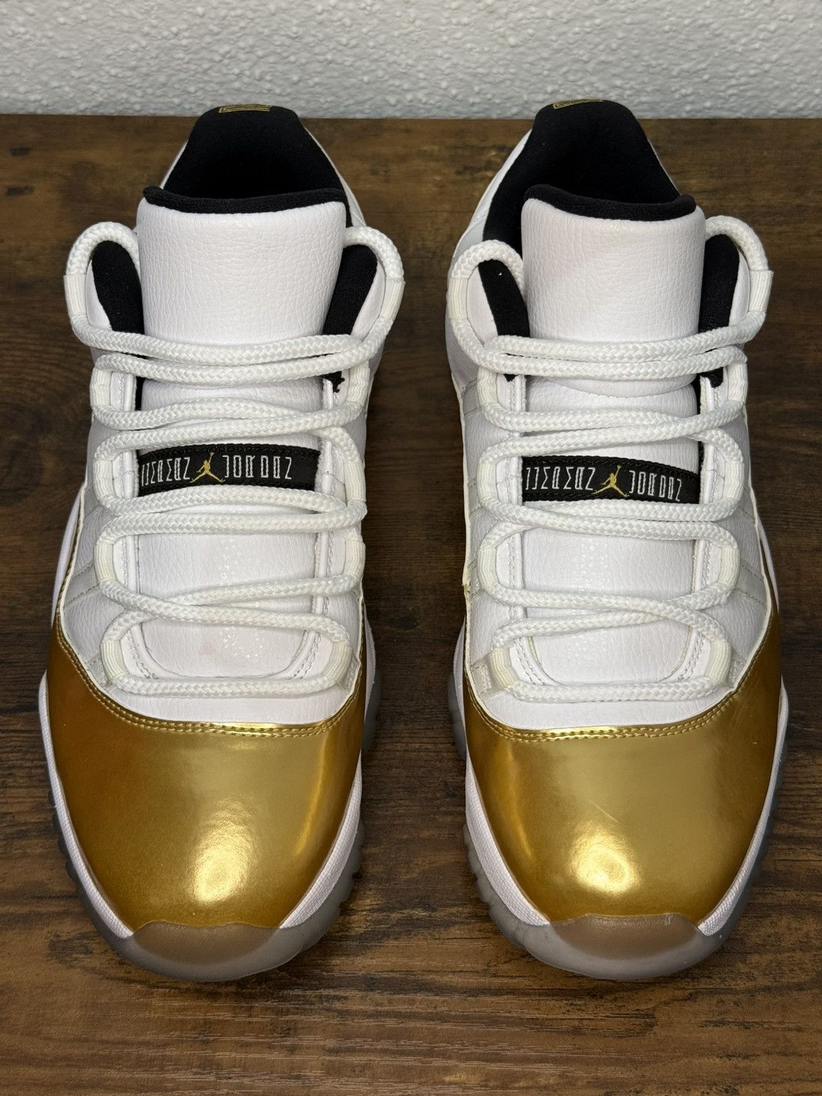 Jordan Brand × Nike Nike Air Jordan 11 Retro Low Closing Ceremony size 9.5 Size US 9.5 / EU 42-43 - 3 Thumbnail