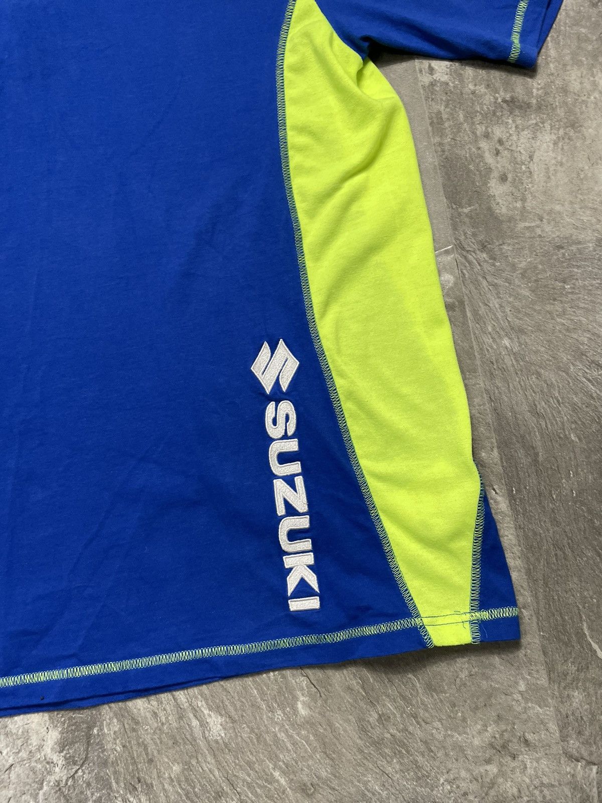 Vintage Vintage Y2K Suzuki Ecstar Racing Moto Gp Polo T Shirt Size US L / EU 52-54 / 3 - 3 Thumbnail