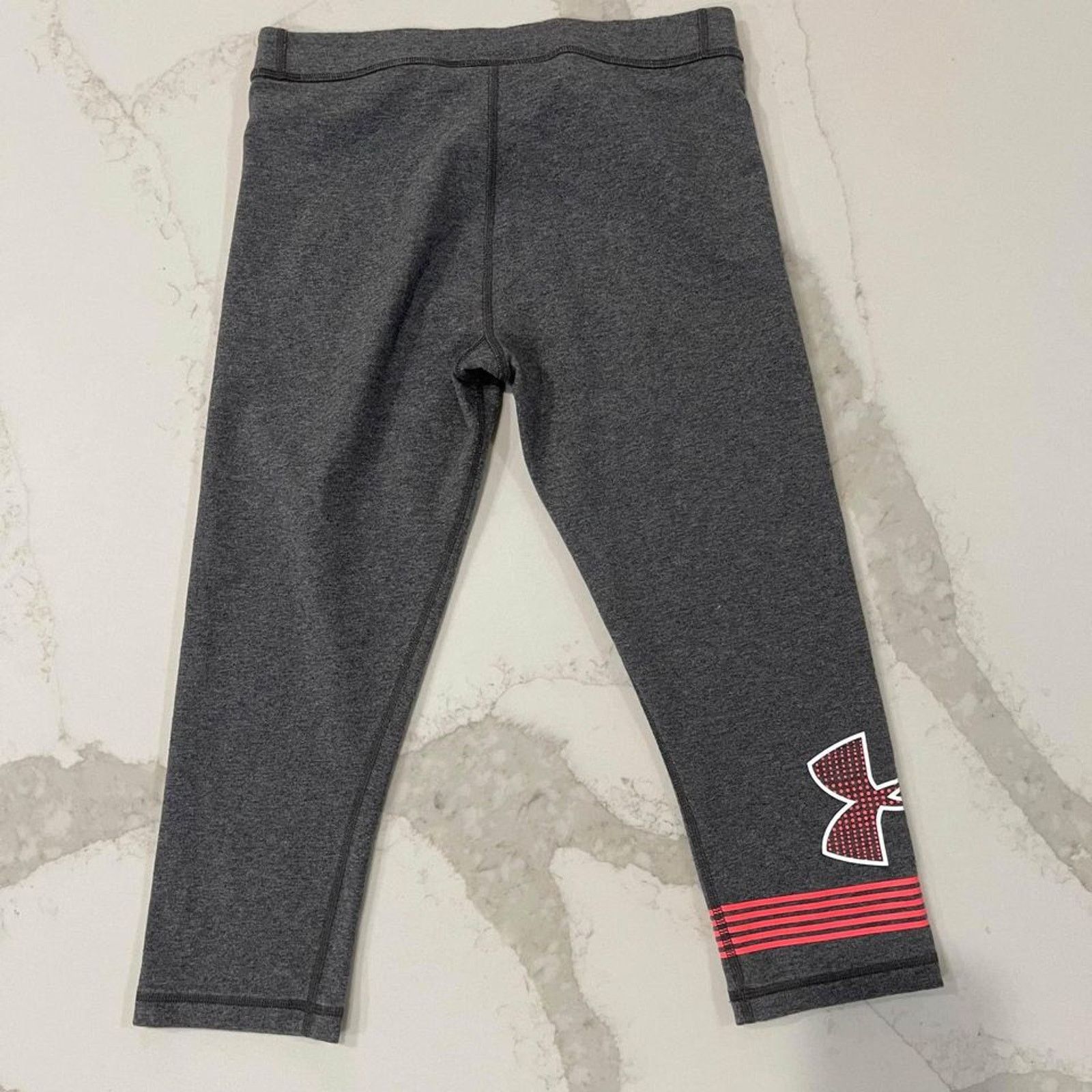 Under Armour Under Armour Gray Capri Activewear Leggings Women's Small Size 28" / US 6 / IT 42 - 4 Thumbnail