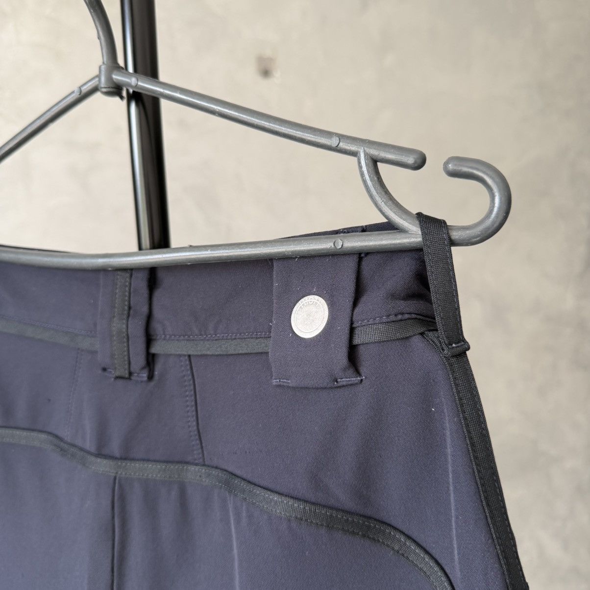 Other High Use By Claire Campbell Nylon Tech Avantgarde Pants Size 25" / US 0 / IT 36 - 9 Thumbnail