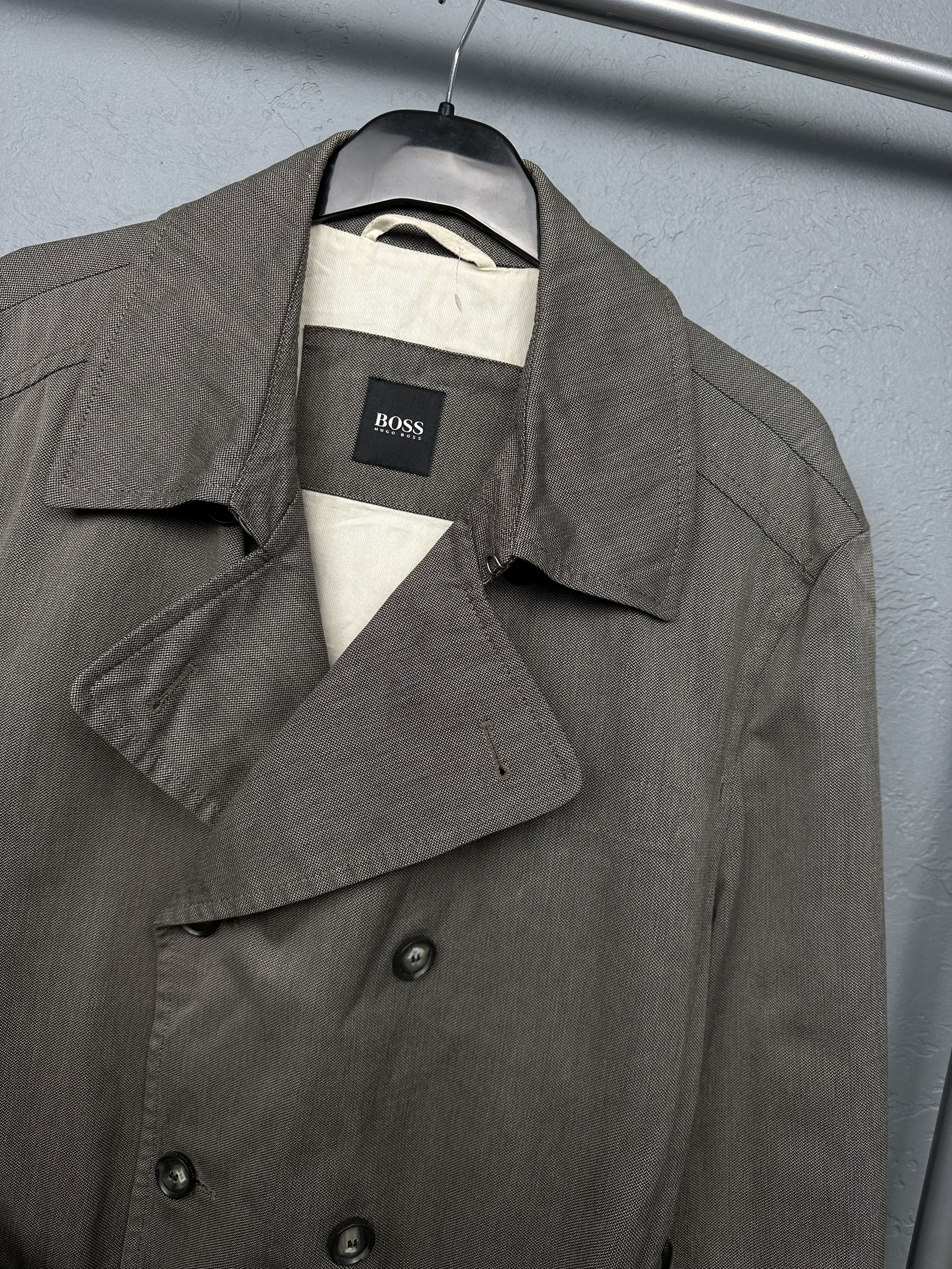 Hugo Boss × Vintage Hugo Boss Vintage Double Breasted Trench Coat Jacket Size US L / EU 52-54 / 3 - 2 Thumbnail