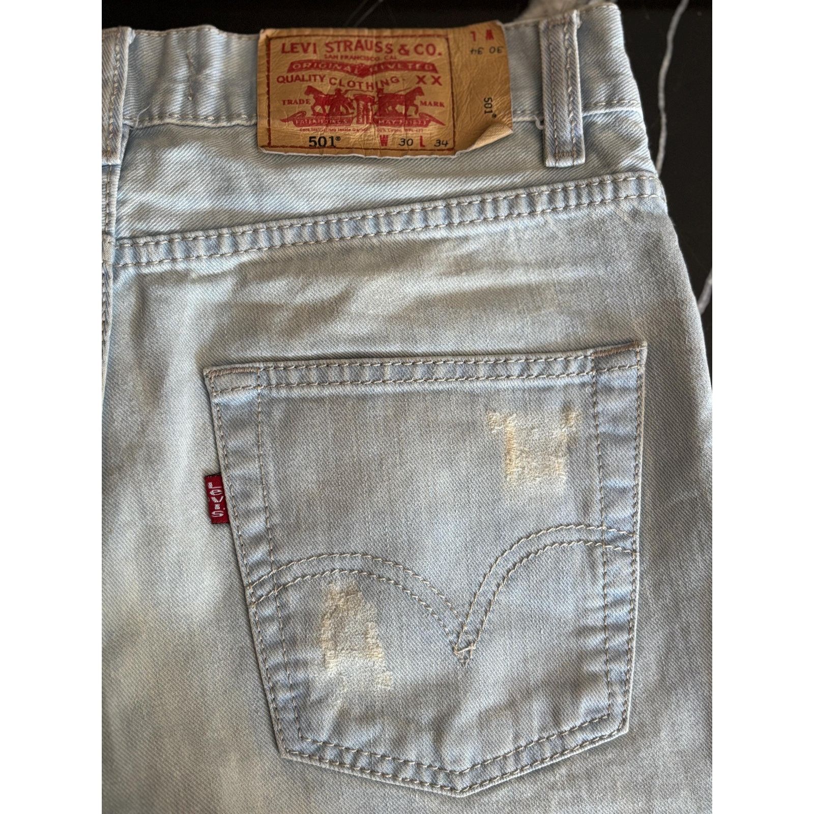 Levi's Vintage Levi’s 501 USA 1996 Light Wash Distressed W30 L34 Size US 30 / EU 46 - 5 Thumbnail