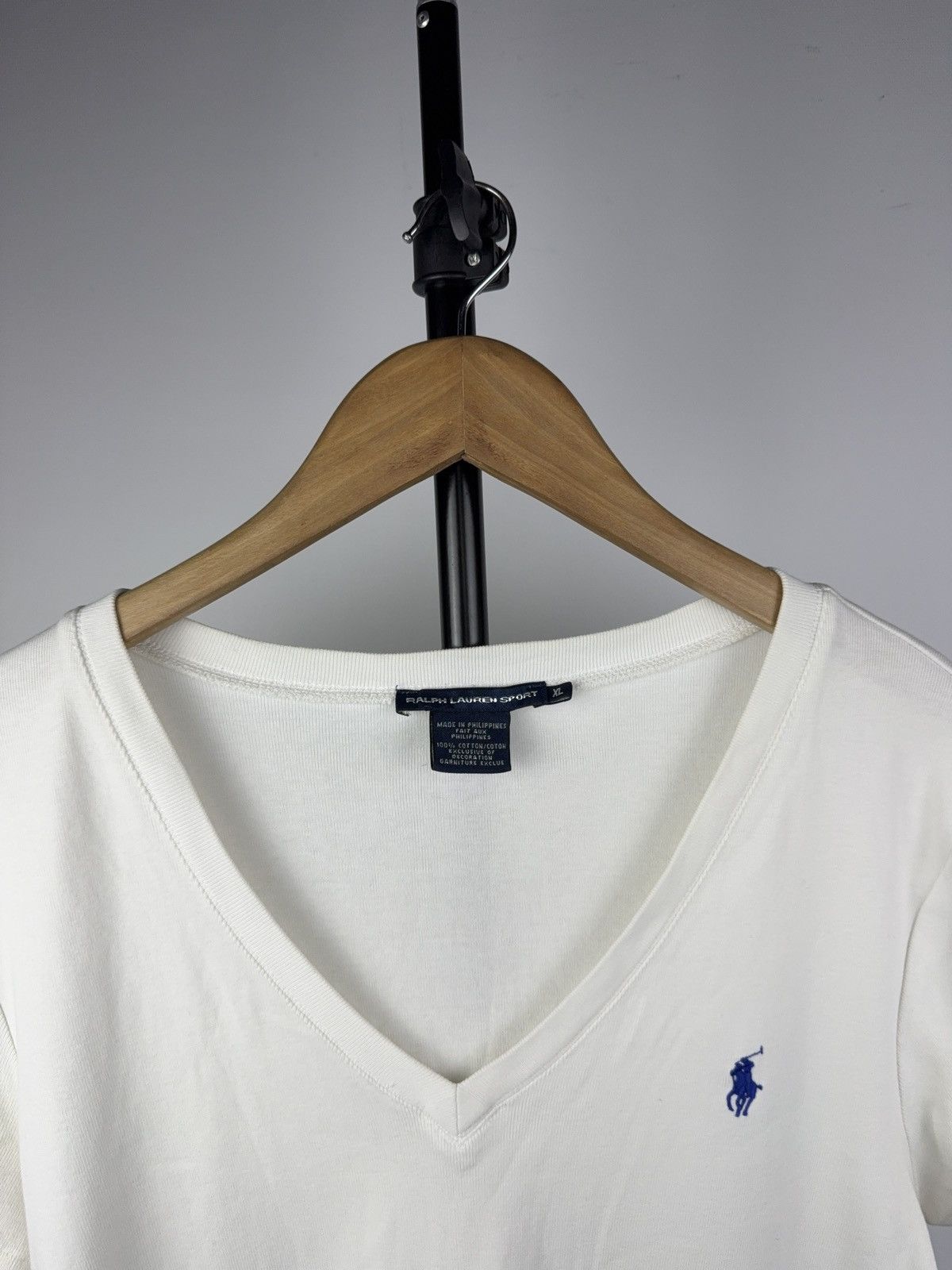 Polo Ralph Lauren 90s Ralph Lauren Sport White V-Neck T-Shirt Blue Pony Logo Size XL / US 12-14 / IT 48-50 - 3 Thumbnail