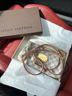 Louis Vuitton Red Monogram Dora PM Dome 2way Satchel Bag Leather ref.683798  - Joli Closet