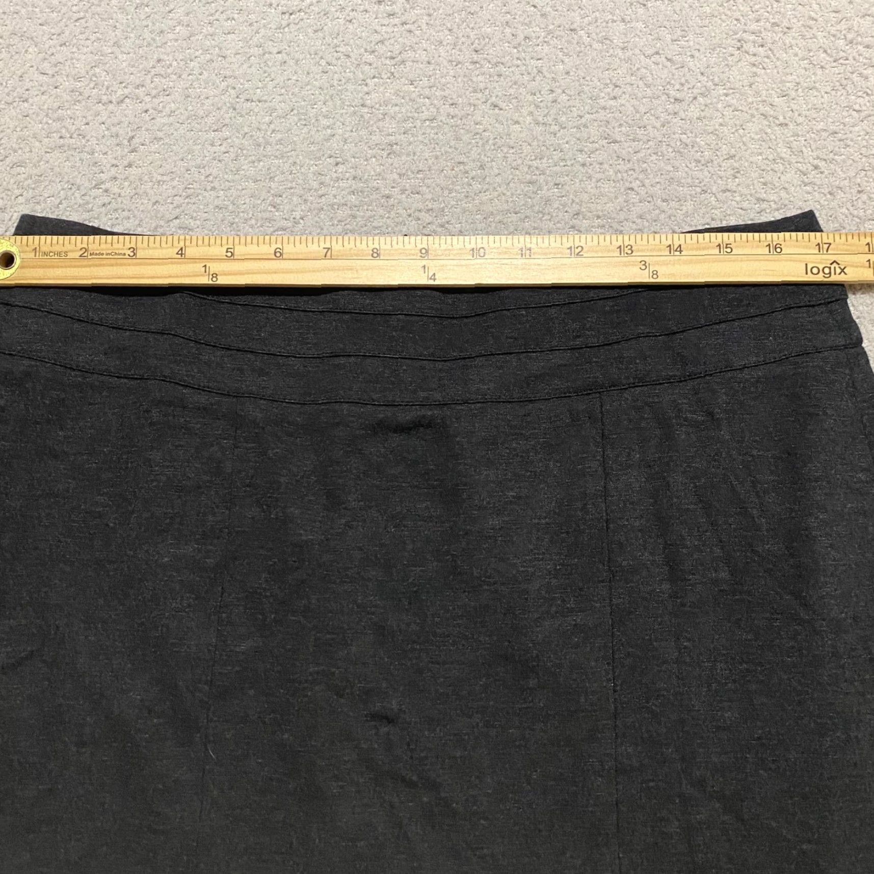 Vintage CAbi Skirt Women 12 Gray Pencil Straight Knee Length Nylon Rayon Miranda Knit Vintage No Size 34" / US 12 / IT 48 - 3 Thumbnail