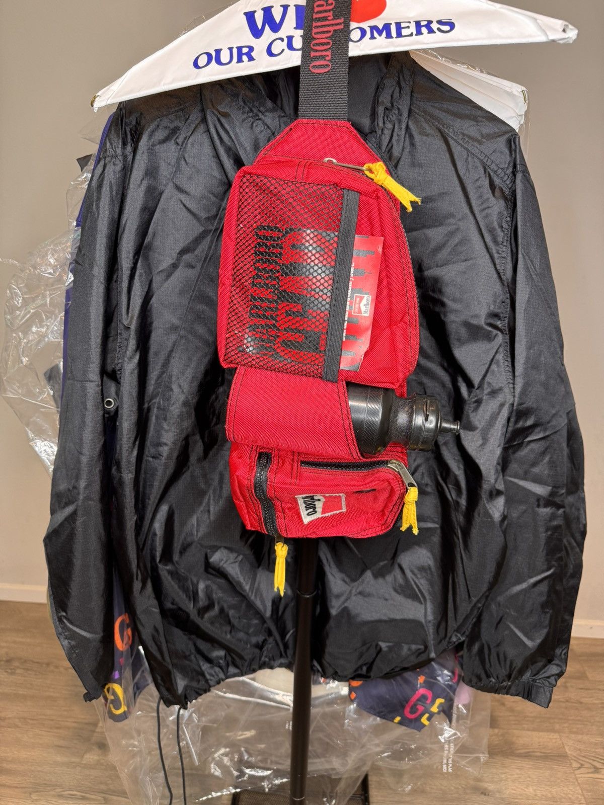 Marlboro Marlboro utility pack Size ONE SIZE - 2 Thumbnail