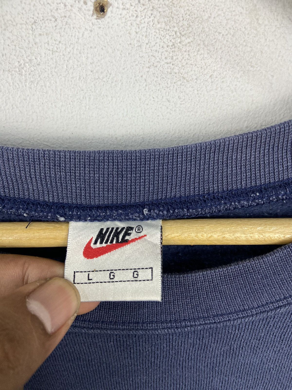 Nike × Vintage Vintage 90s Nike Big Logo Spell Out Sweatshirt Size US L / EU 52-54 / 3 - 5 Thumbnail