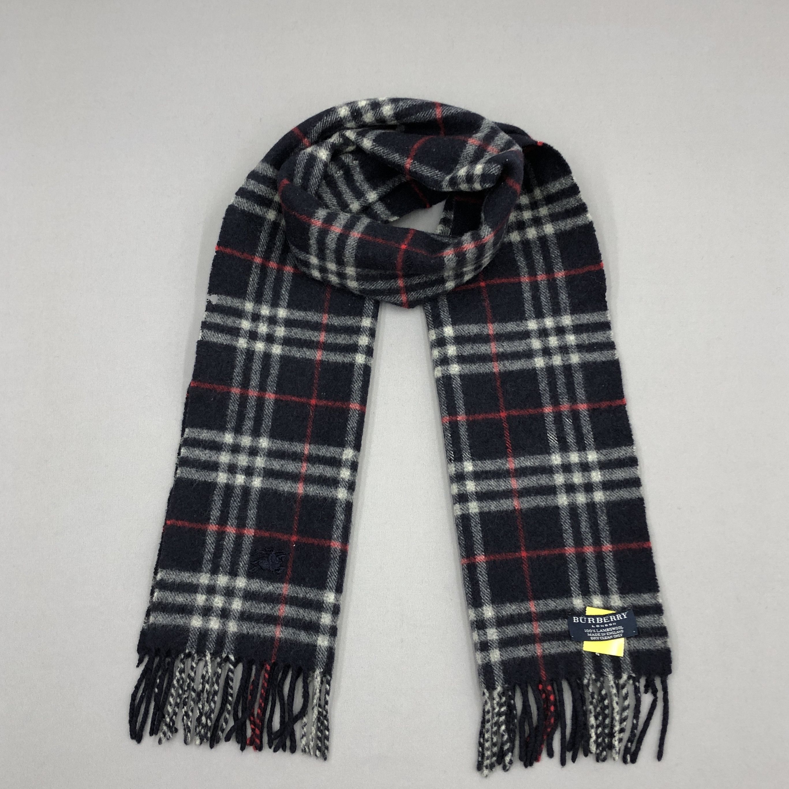 Burberry Vintage Burberry Scarf Muffler Wool Nova Check Neck Scarves Size ONE SIZE - 1 Thumbnail