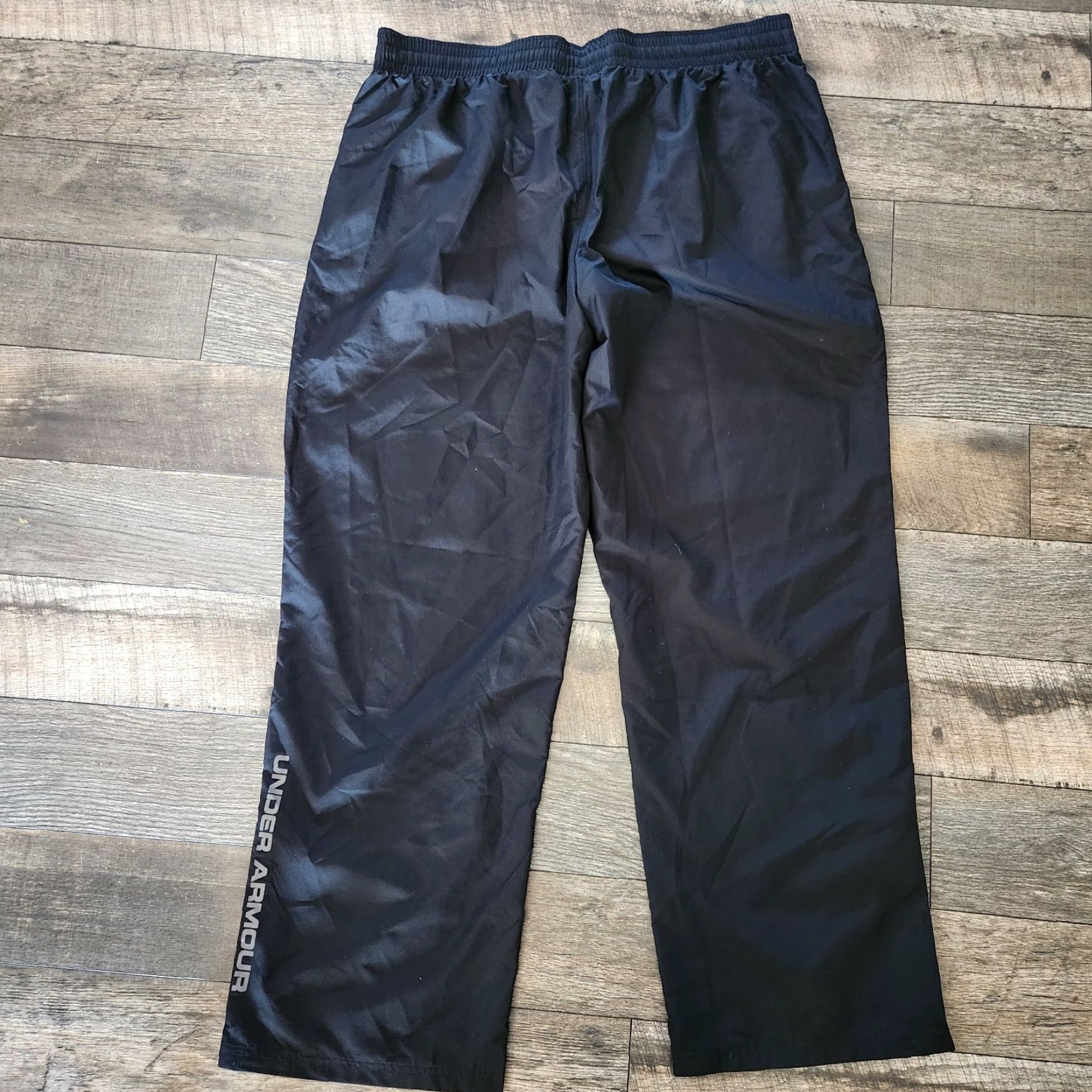 Under Armour Under Armour Pants Mens 2XL Black Water Repellent Wide Leg Loose Fit Heatgear Pants Mens 2XL Black Size US 39 - 7 Thumbnail