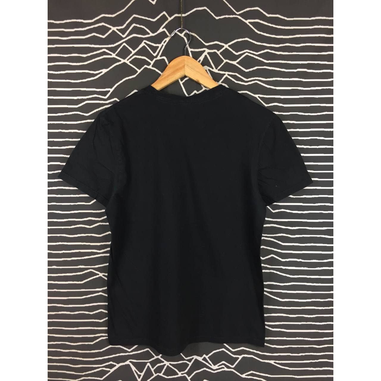 Vintage Crow By Julia Y Media illustrator Graphic Art Tee Size US S / EU 44-46 / 1 - 5 Thumbnail