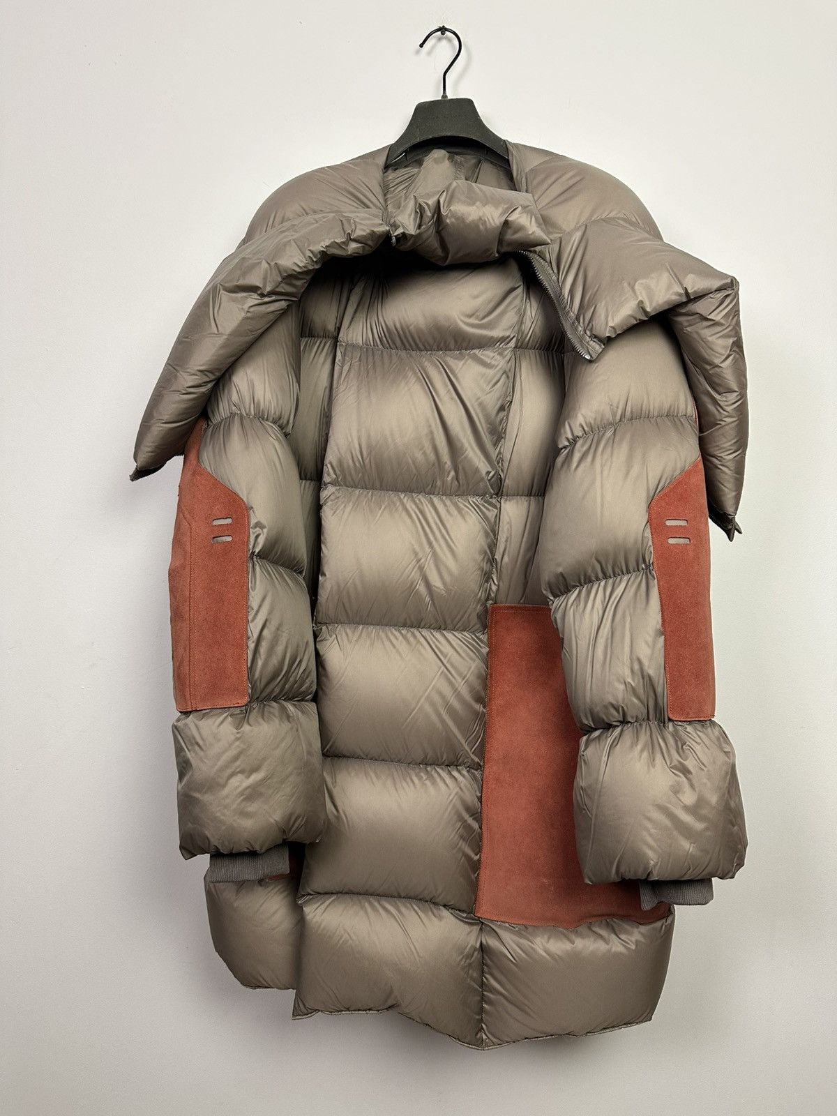 Rick Owens FW19 ‘LARRY’ Exploder Secret Puffer Size US M / EU 48-50 / 2 - 1 Thumbnail