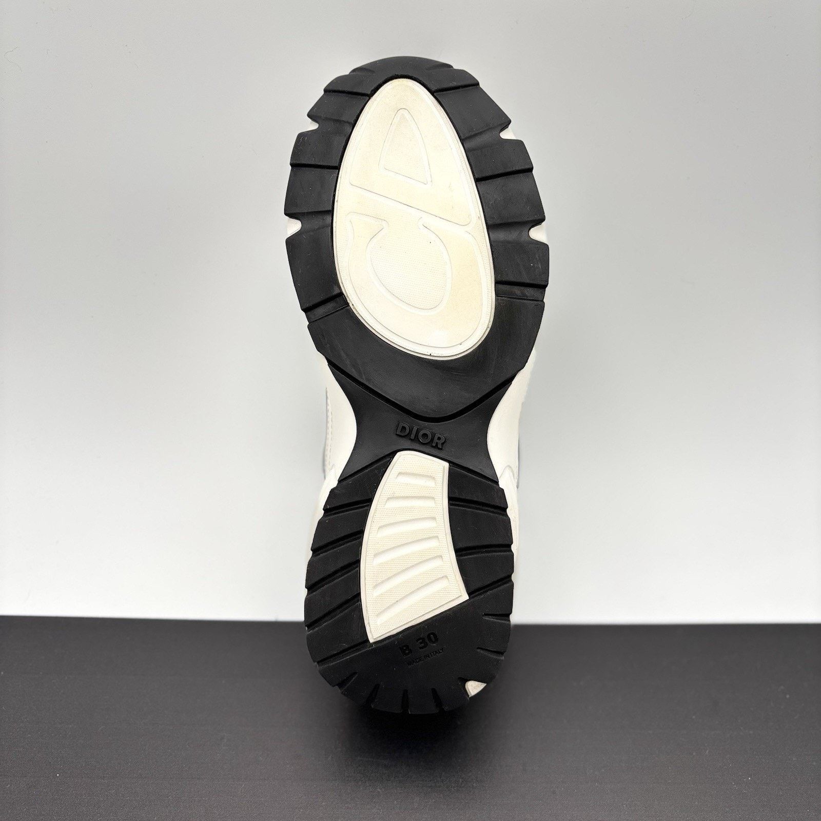 Dior Dior B30 Reflective Sneaker ' White Blue ' | GREAT CONDITION Size US 9 / EU 42 - 17 Thumbnail
