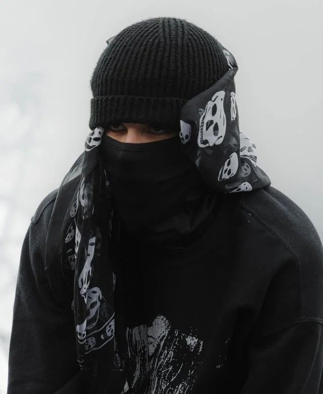 Alexander McQueen ALEXANDER MCQUEEN Skull Silk Scarf Brown/Beige esdeekid logo Size ONE SIZE - 5 Thumbnail