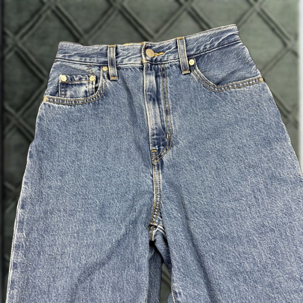 VINTAGE Levi's 501 Premium Jeans Womens 25 Blue High Loose Taper Distressed Denim Waterless