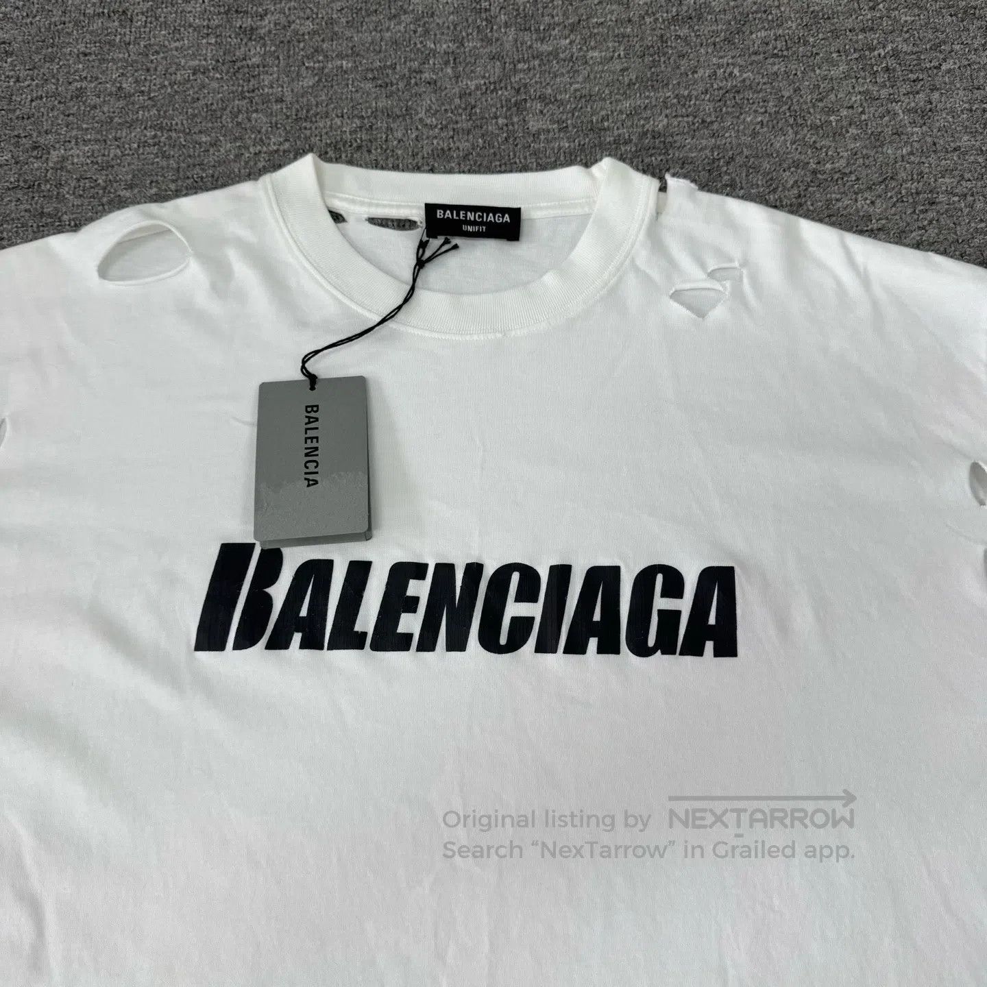 Balenciaga Balenciaga Damaged front chest logo short-sleeve T-shirt| Size US S / EU 44-46 / 1 - 4 Thumbnail