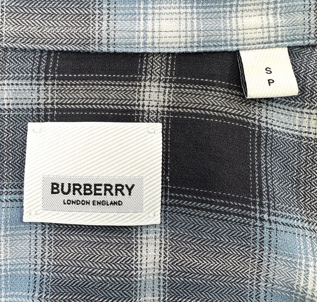 Burberry Burberry Check Long Sleeve Shirt K12 Size US S / EU 44-46 / 1 - 4 Thumbnail