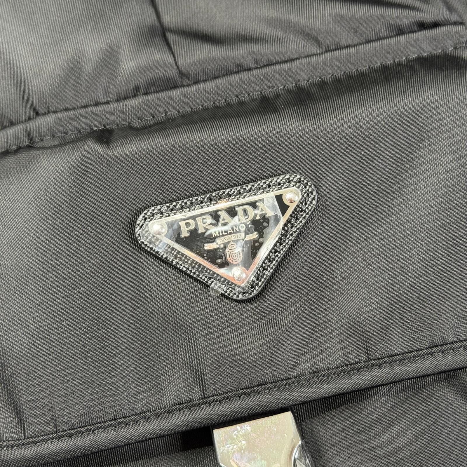 Prada Prada Re-Nylon Bermuda Shorts Size US 36 / EU 52 - 5 Thumbnail