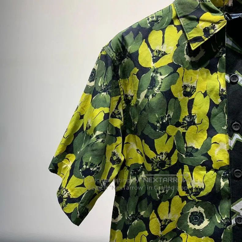 Prada Prada Runway Short Sleeve Cardigan. Size US S / EU 44-46 / 1 - 5 Thumbnail