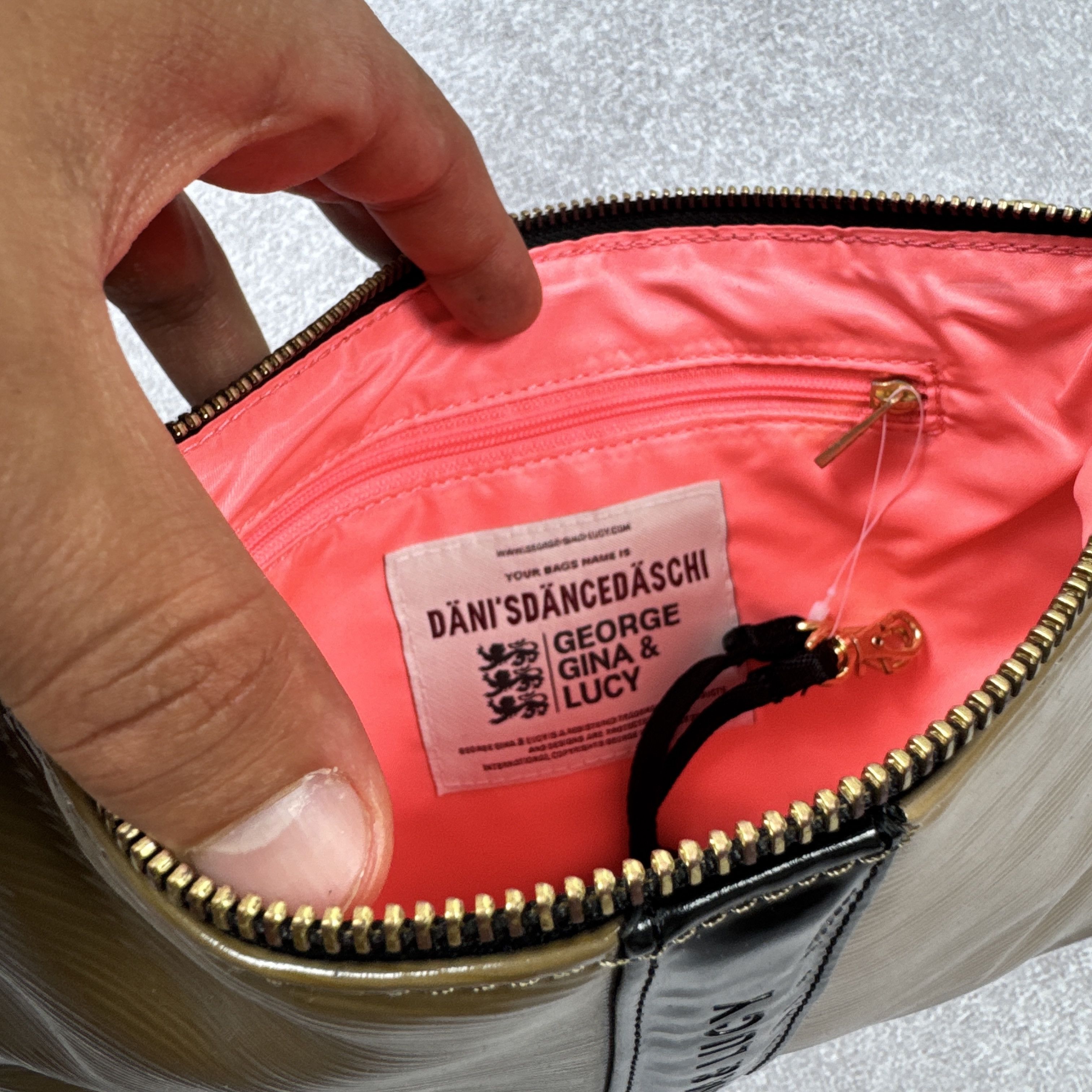 George Gina & Lucy NEW GGL GEORGE GINA & LUCY DANISDANCEDASCHI GLOSS BAG Size ONE SIZE - 9 Thumbnail